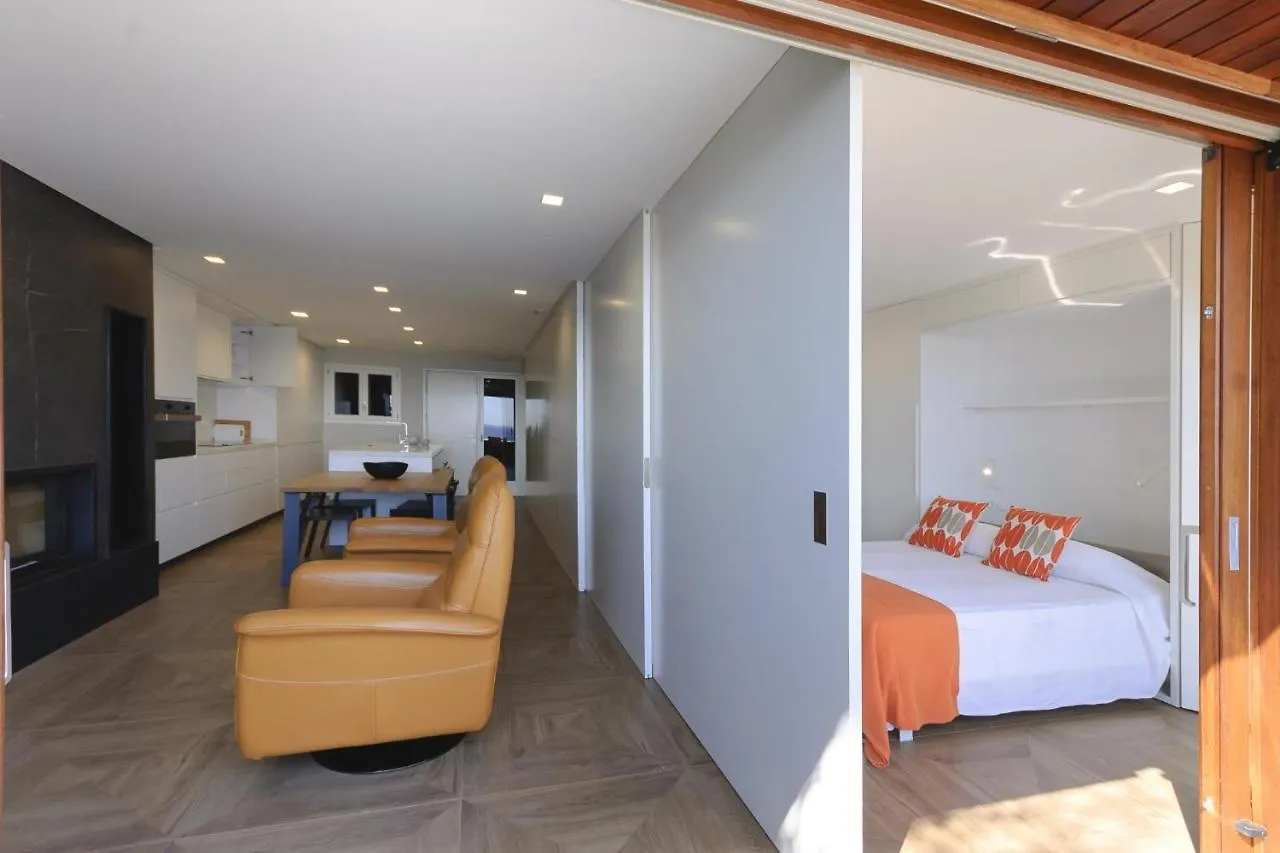 Lets Holidays Modern Sea Views Apartment Tossa de Mar Hiszpania
