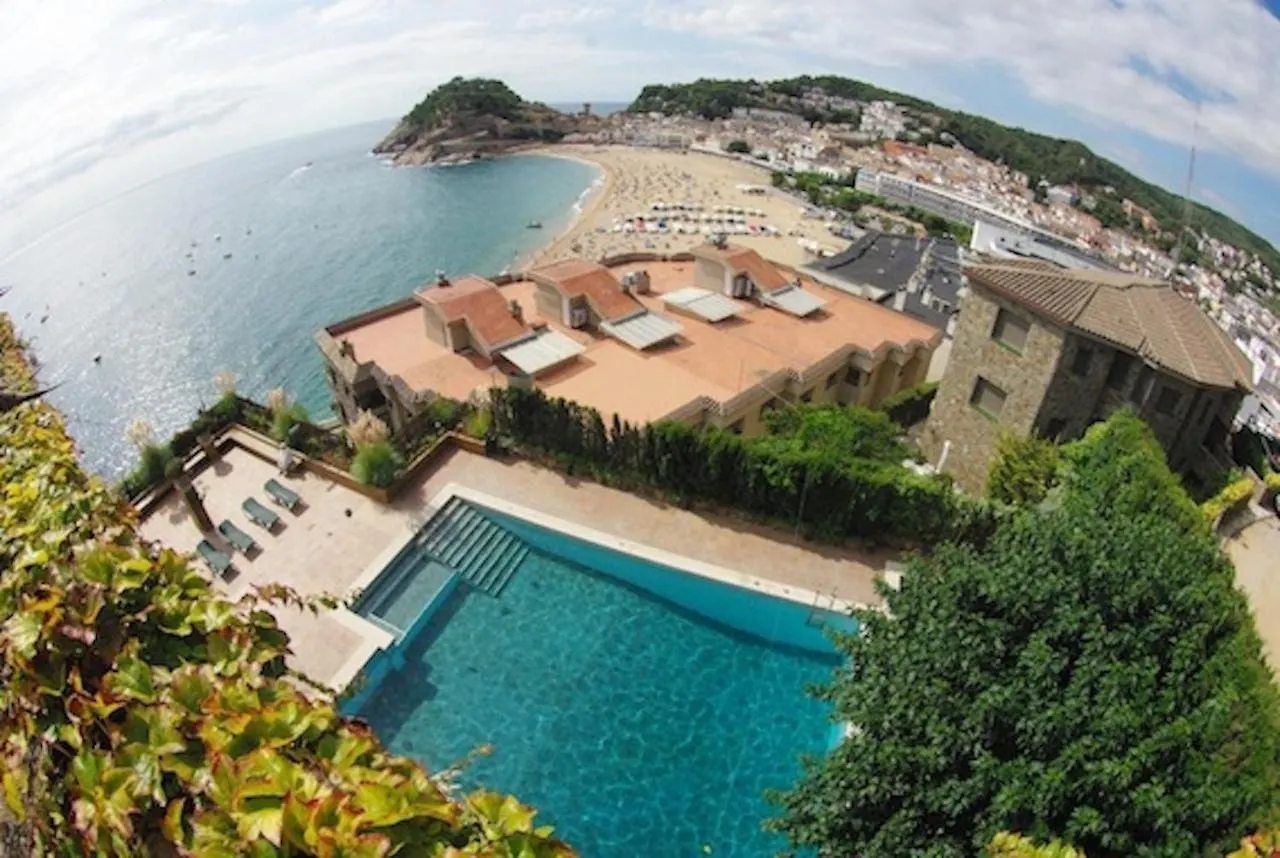 Lets Holidays Modern Sea Views Apartment Tossa de Mar